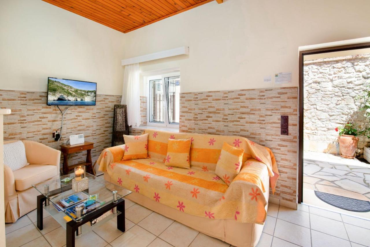 Nina Apartment Gaios Exterior foto